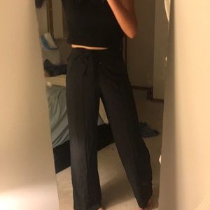 Lululemon wide leg pants